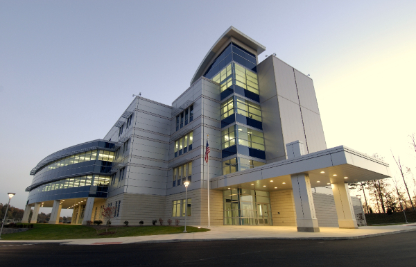 Nucor Econiq™ RE CENTRIA Versawall Insulated Metal Panels