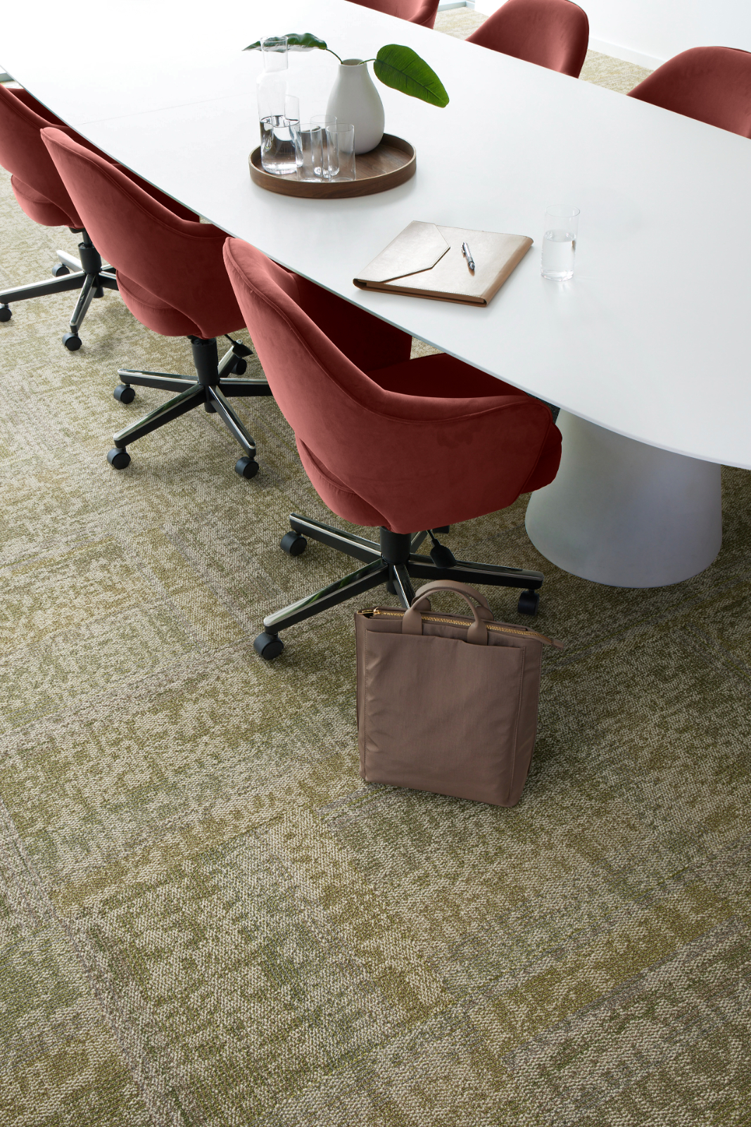 Interface EU - Carpet on CQuest™ Bio Backing - 75% Recycled SD PA6 Yarn