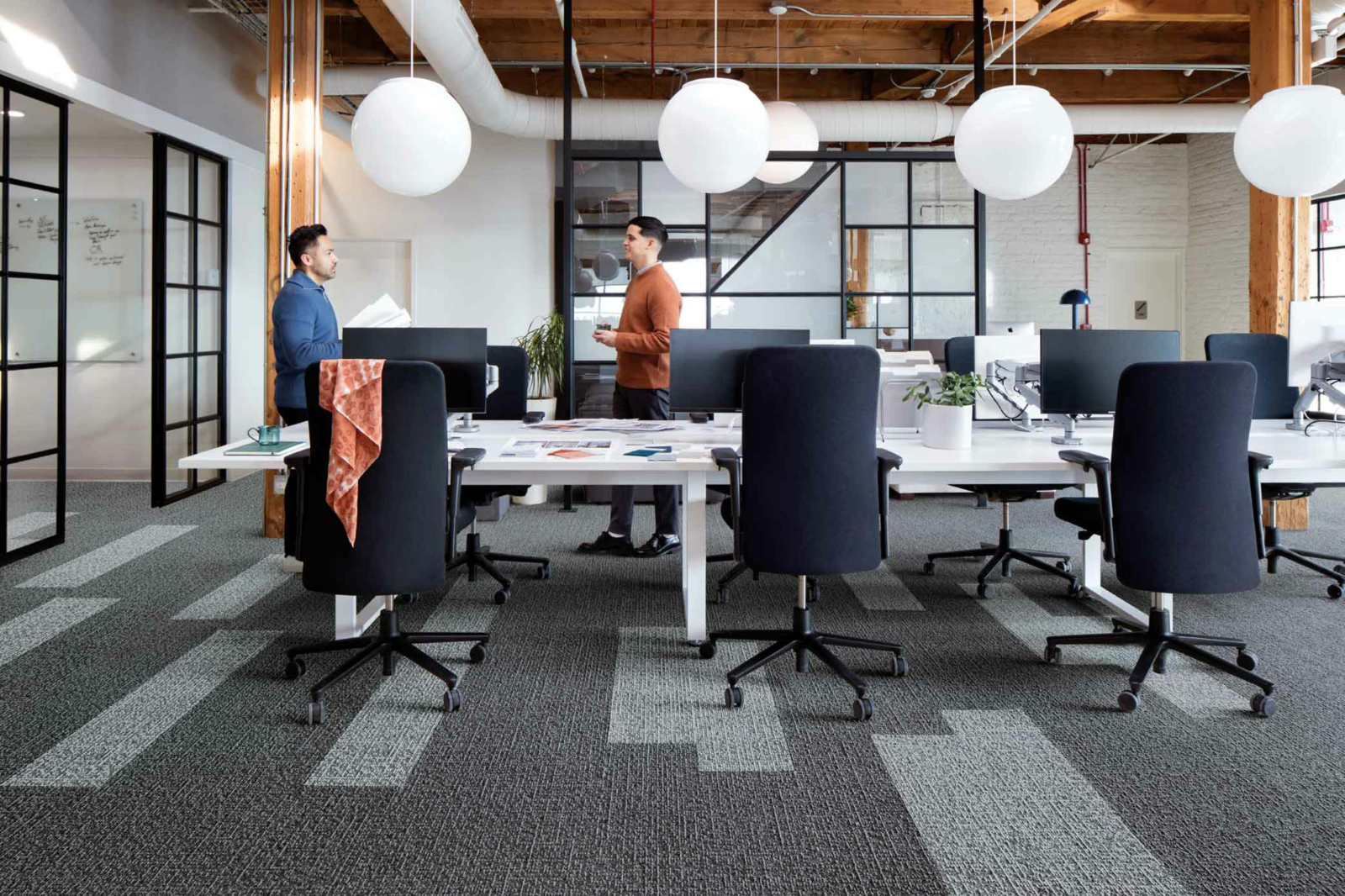 Interface EU - Carpet on CQuest™ Bio SONE Backing - 75% Recycled SD PA6 Yarn